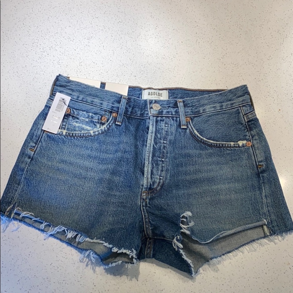 AGOLDE PARKER SHORT - NWT- SIZE 26- Medium Wash